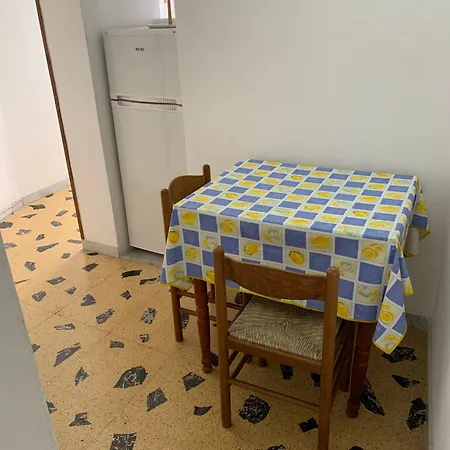 Magi - Monolocale Ponte Apartmán *